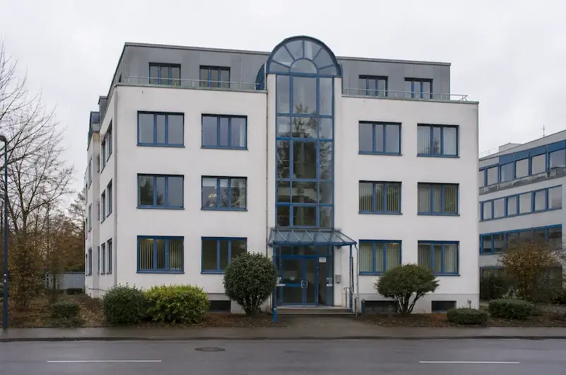 Zwangsversteigerung Teileigentumseinheit (Büro) in Rosenstr.  1b, 63526 Erlensee, Langendiebach – ZVG Portal