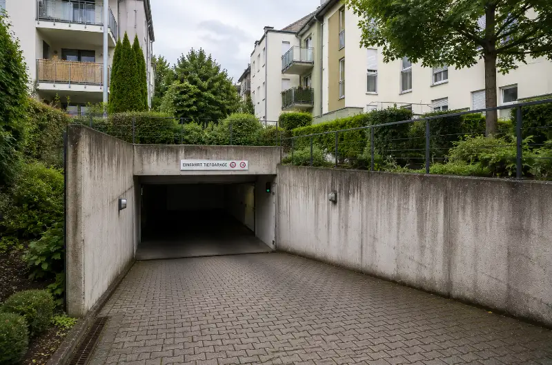 Zwangsversteigerung Garage in Lohmannstraße 33, 56567 Neuwied, Feldkirchen – ZVG Portal