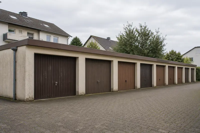 Zwangsversteigerung Garagengebäude in Burgstraße und Weg Auf DER HOHEN HAIDE, 39343 Bebertal – ZVG Portal