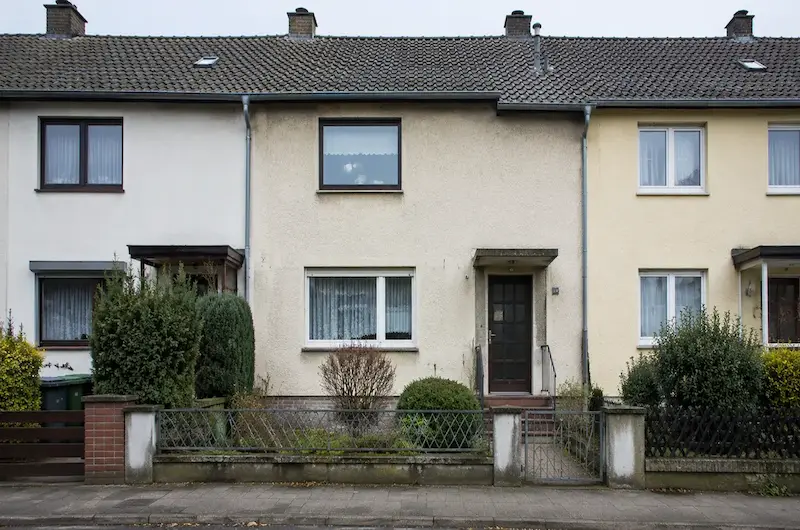 Zwangsversteigerung Einfamilienhaus in Sonnenhof  6, 55606 Hochstetten-Dhaun – ZVG Portal
